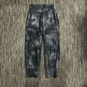 Lululemon Align Jogger Crop *24"